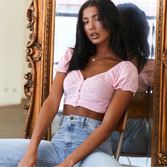 ⭐️ NWOT Pink Princess Polly Laura Top ⭐️ - Picture 7 of 7